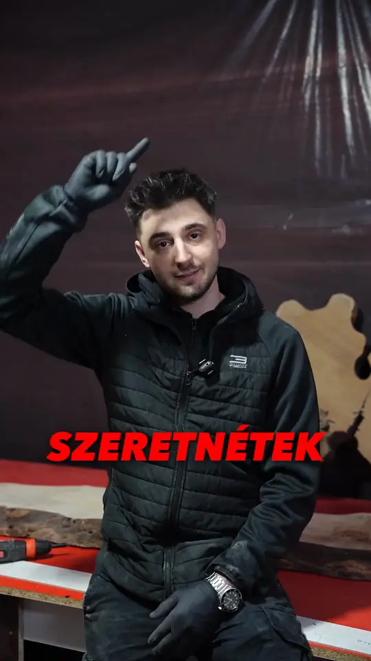 Epoxi folyóasztal készül: öntőforma a River Interiors műhelyében.